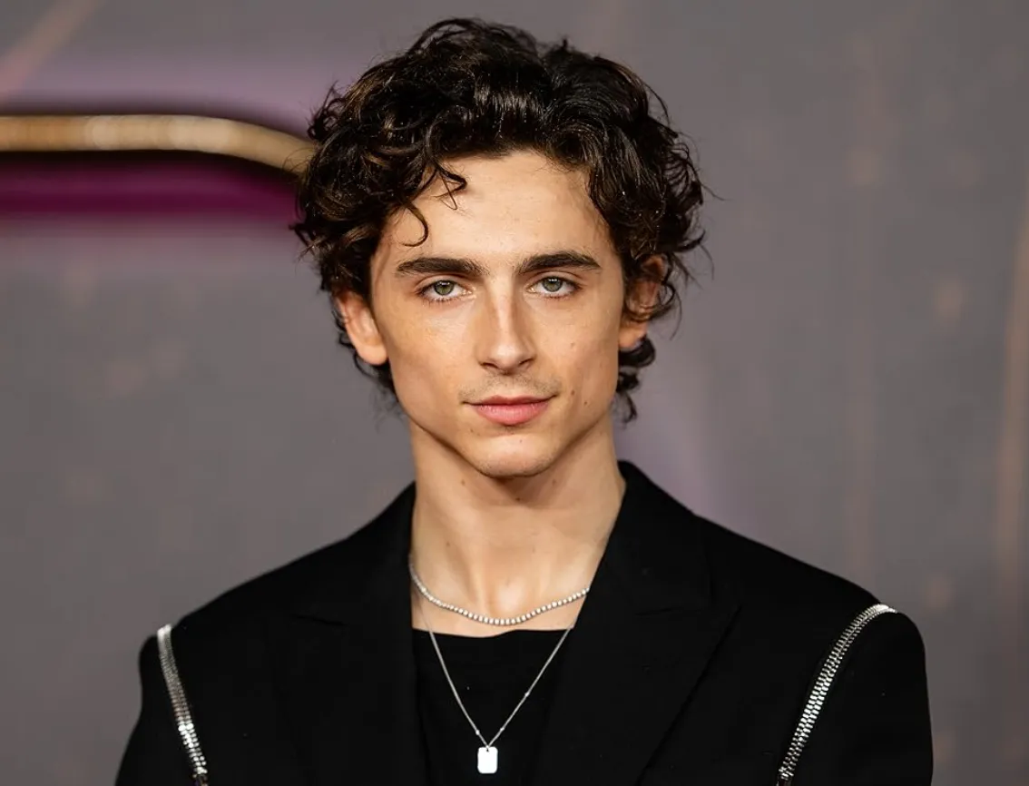Timothée Chalamet Height (2025) – Biography, Relationships, Net Worth, Lifestyle & More